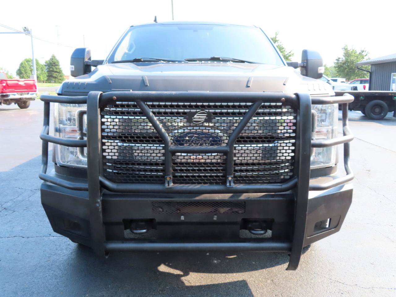 Used 2019 Ford F250 Lariat w/ FX4 Off-Road Package AWD/4WD image 9