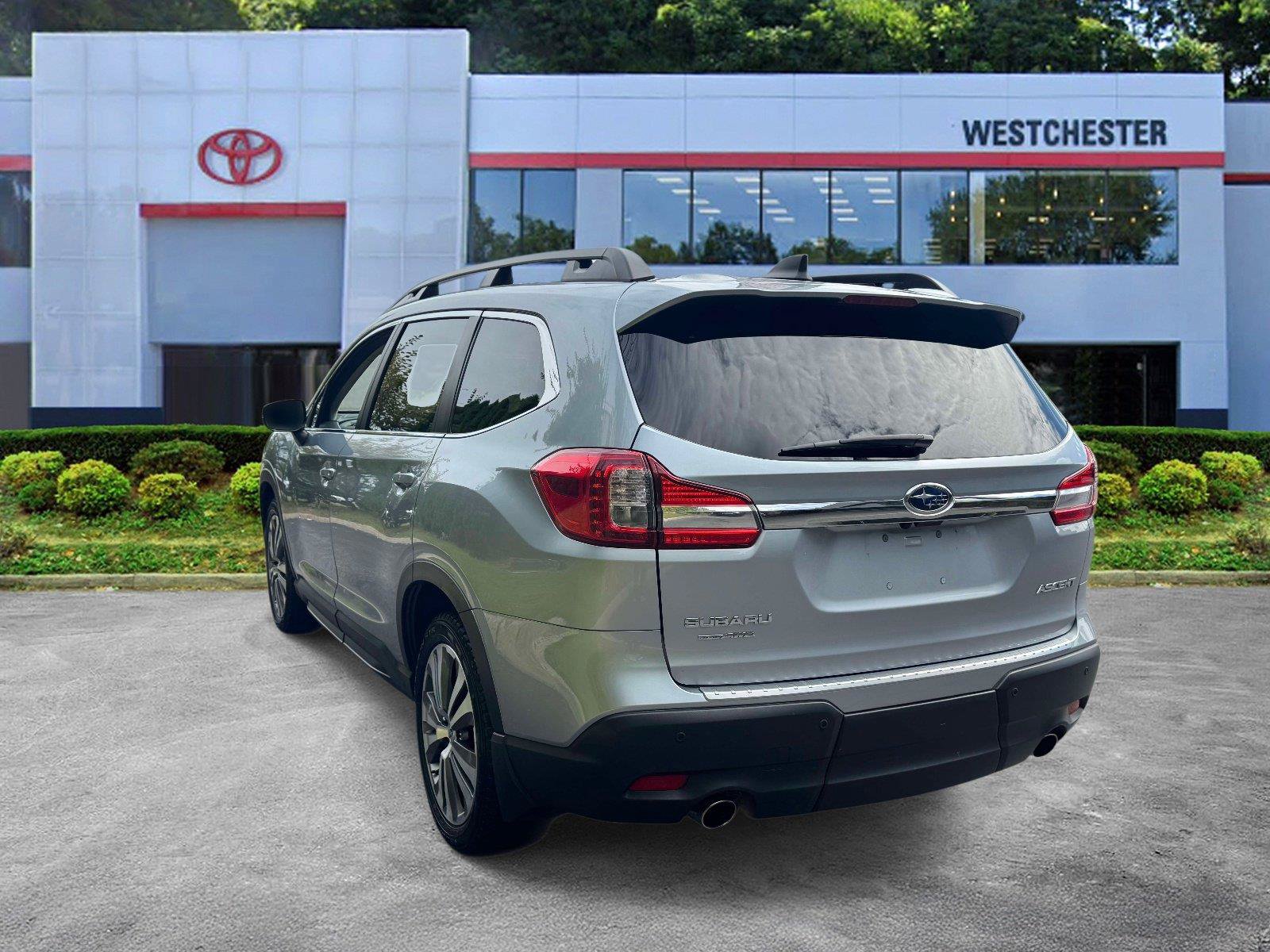 Used 2019 Subaru Ascent Premium AWD/4WD image 5