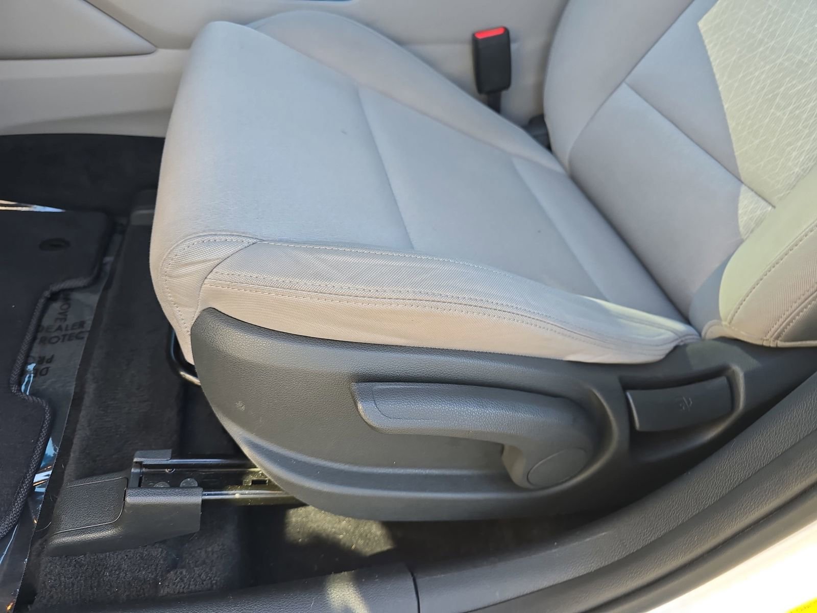 Used 2018 Hyundai Tucson SE image 32