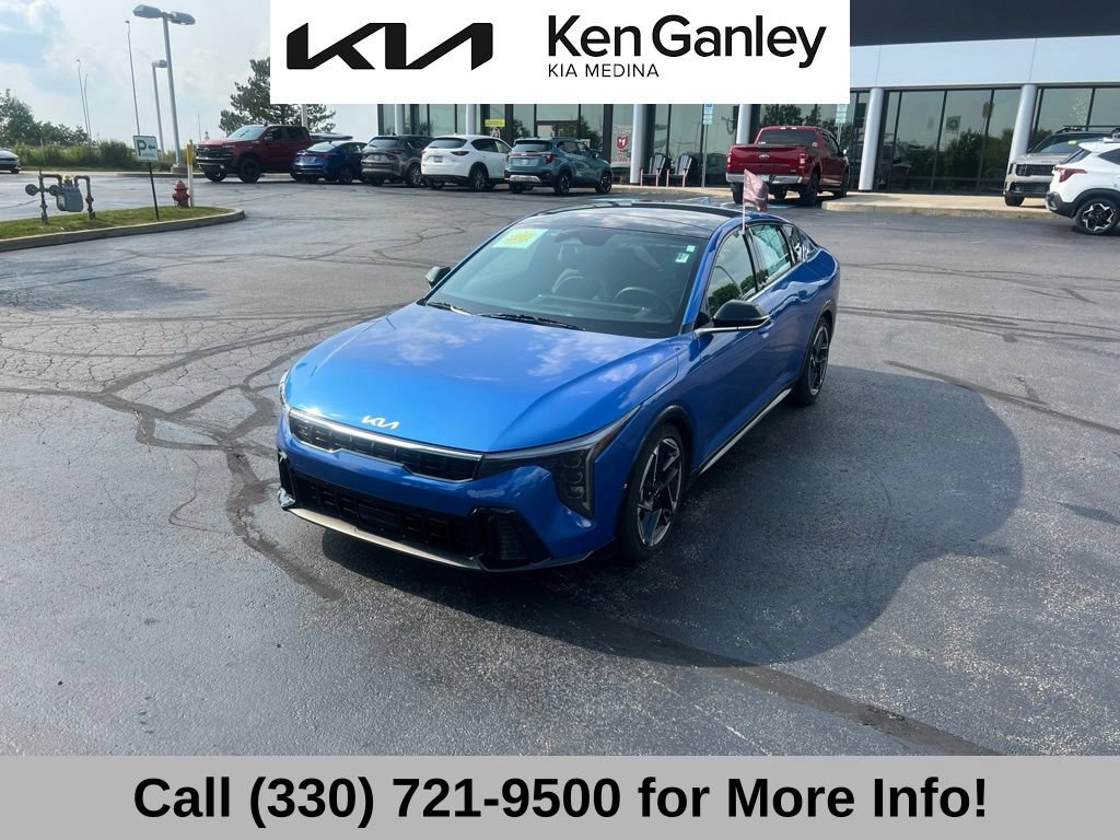 Certified 2025 Kia K4 GT-Line Turbo w/ GT-Line Sunroof Package FWD image 3