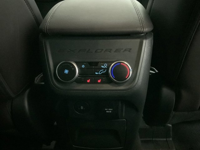 Used 2025 Ford Explorer Platinum w/ LUX Leather Package image 19