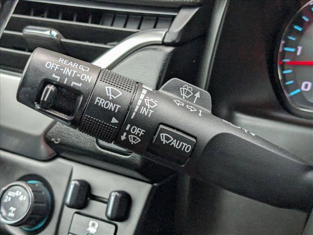 Used 2019 Chevrolet Tahoe LT w/ LT Signature Package image 17