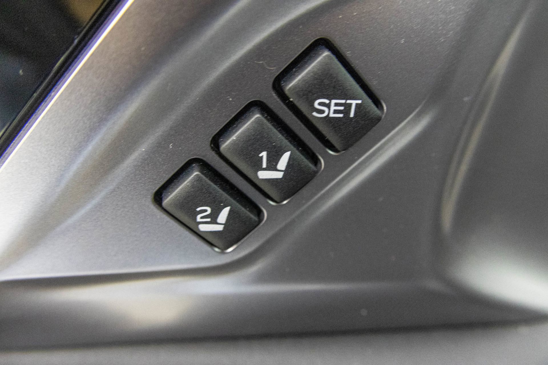 Used 2023 Subaru Outback Touring AWD/4WD image 40