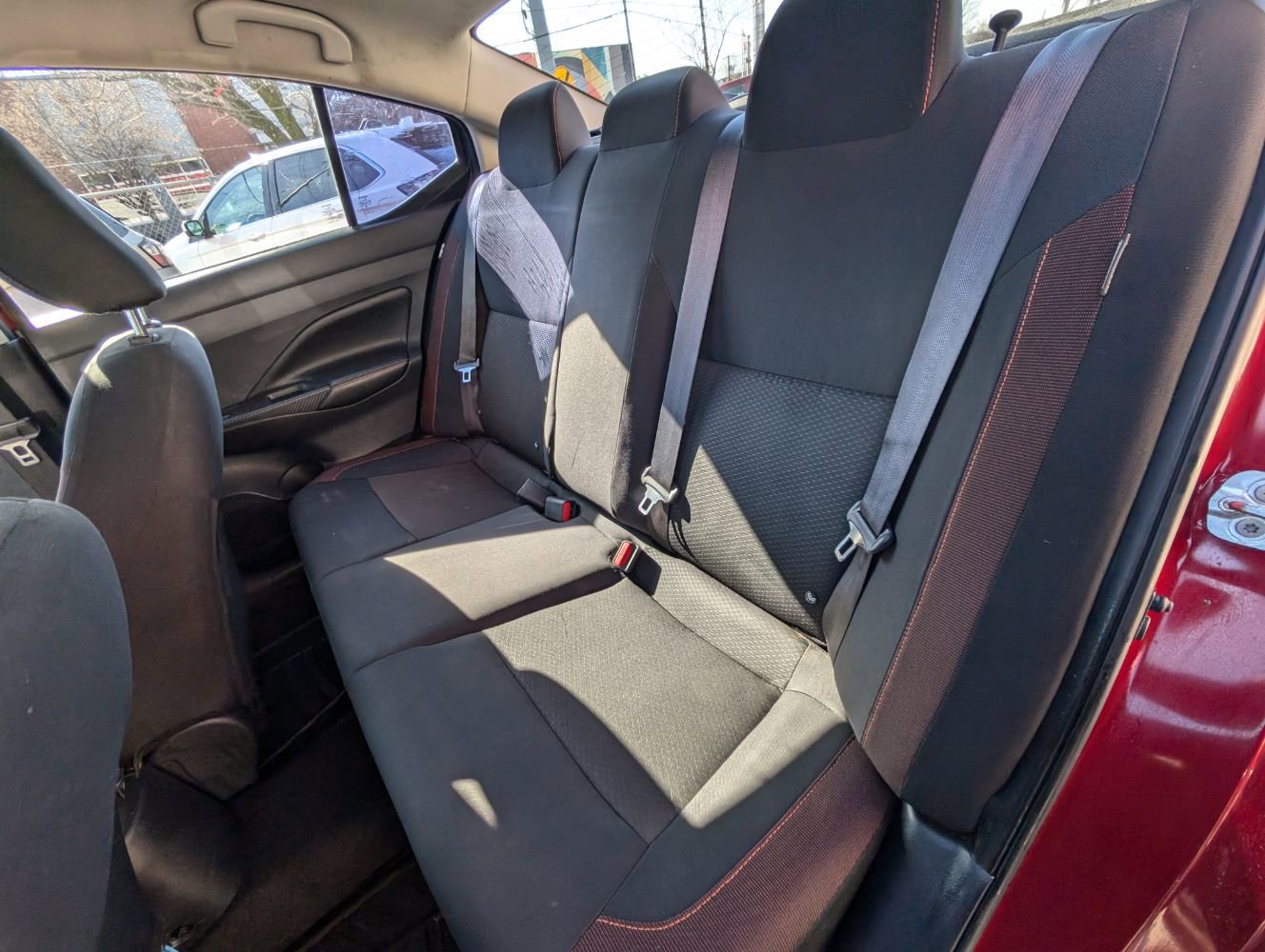 Used 2021 Nissan Versa SR FWD image 18