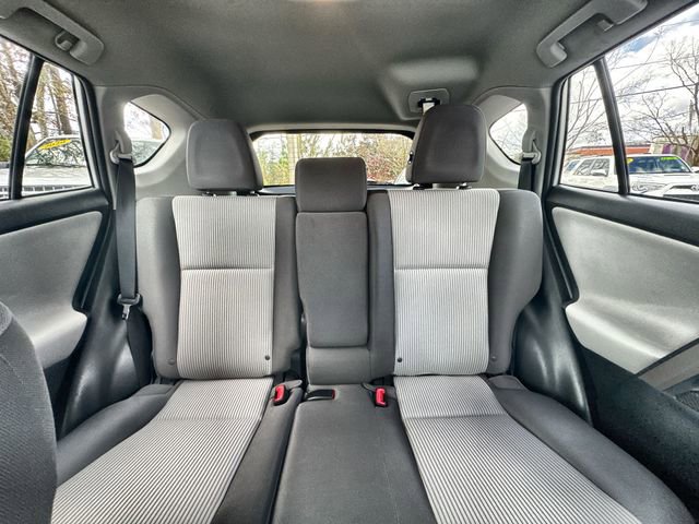 Used 2014 Toyota RAV4 LE image 29