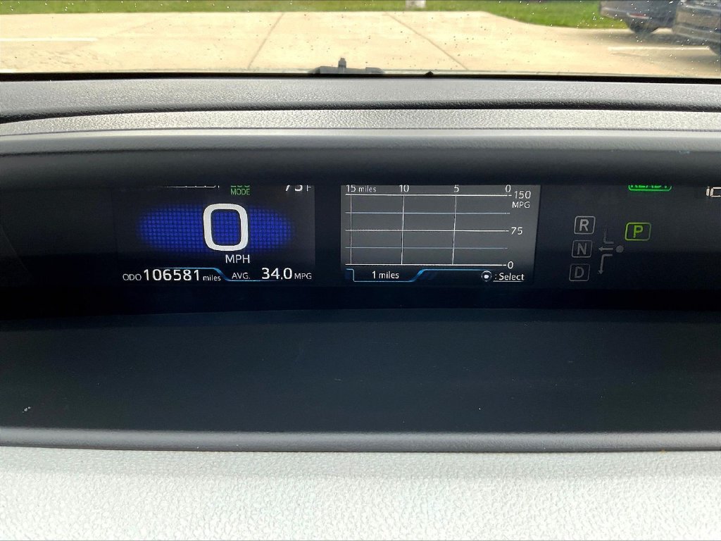 Used 2021 Toyota Prius LE AWD/4WD image 13