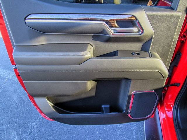 New 2025 GMC Sierra 1500 Elevation w/ LPO, Elevation Black Package image 14