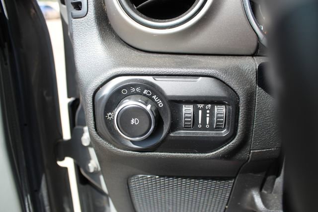 Used 2021 Jeep Wrangler Unlimited Sport image 12