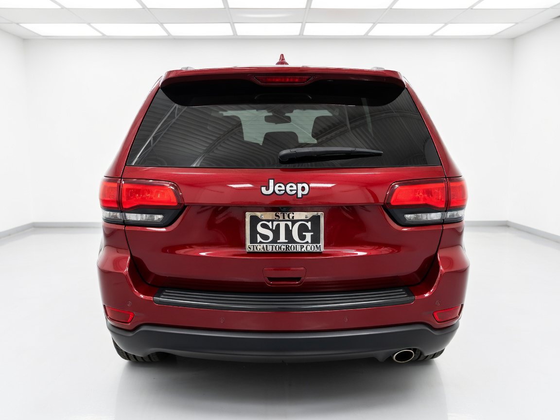Used 2022 Jeep Grand Cherokee Laredo X RWD image 5