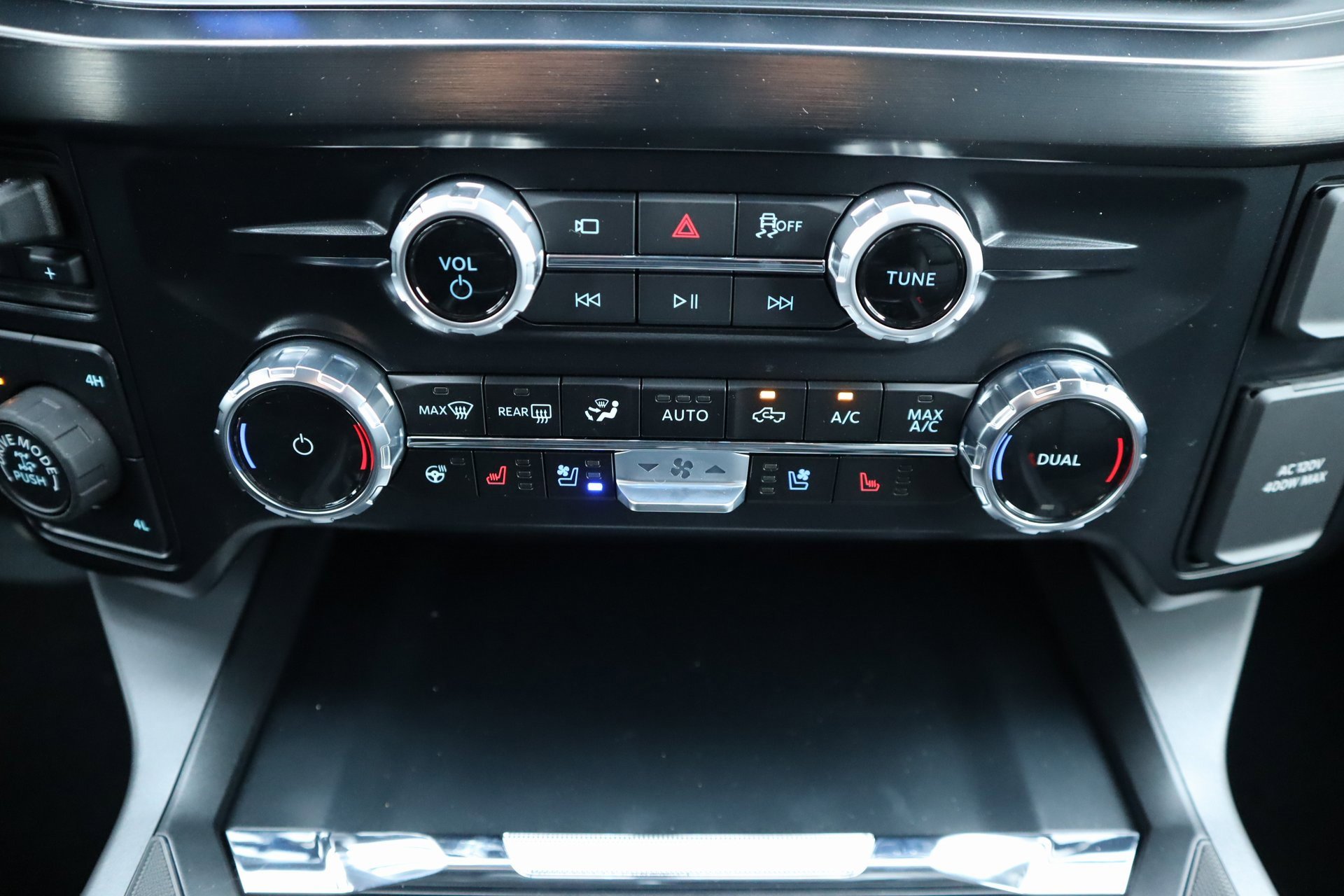 New 2026 Ford F250 Lariat w/ Tremor Off-Road Package image 7