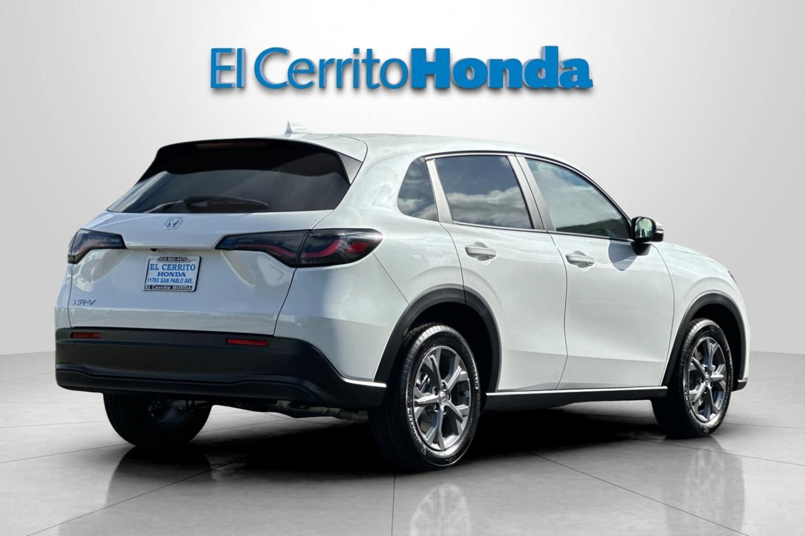 New 2027 Honda HR-V LX image 3