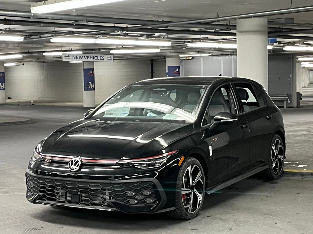 New 2026 Volkswagen GTI SE image 3