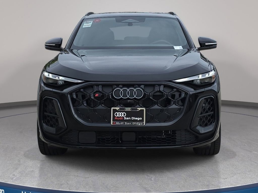 New 2026 Audi SQ5 Prestige image 2