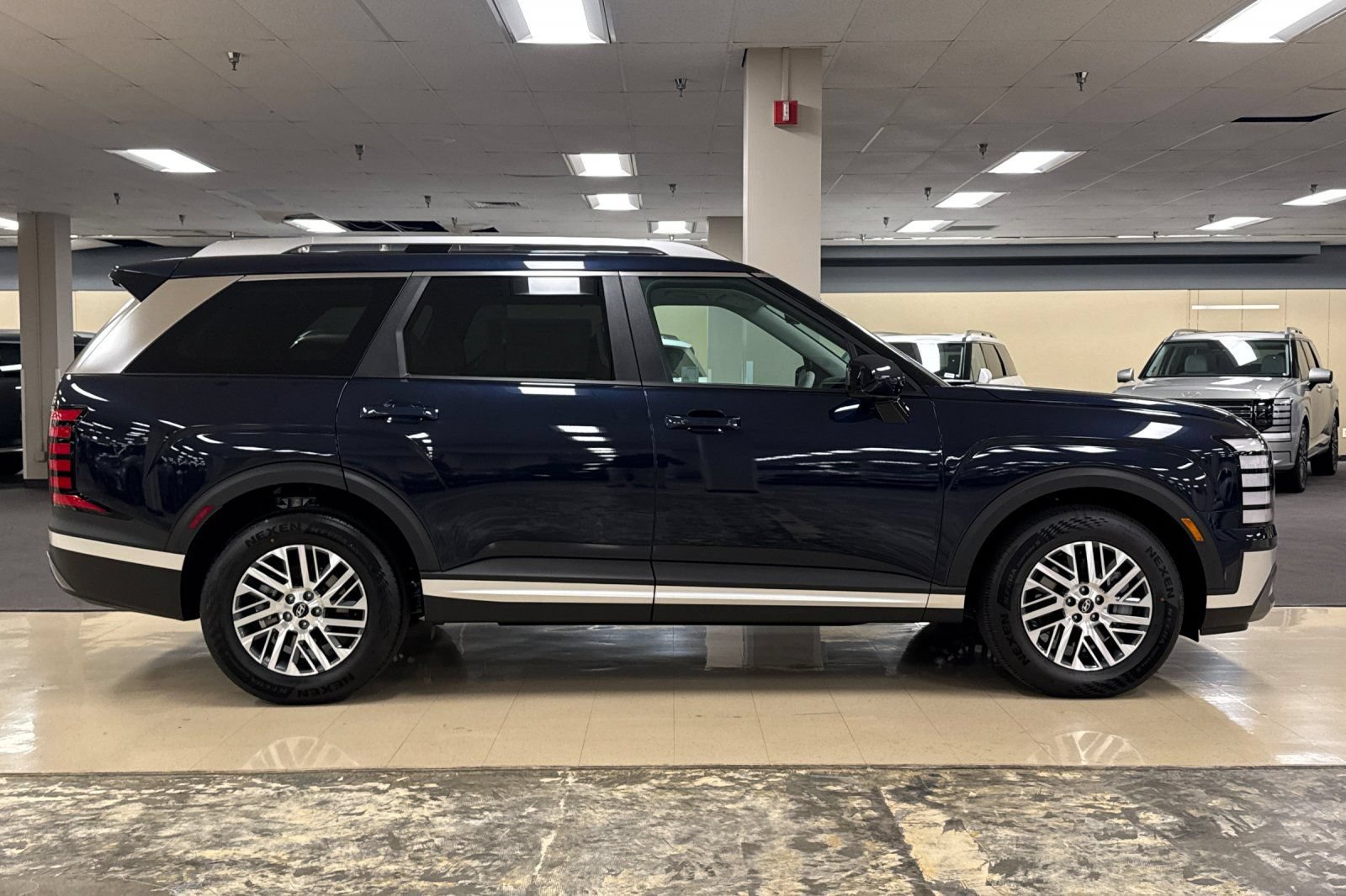 New 2026 Hyundai Palisade SEL FWD image 3