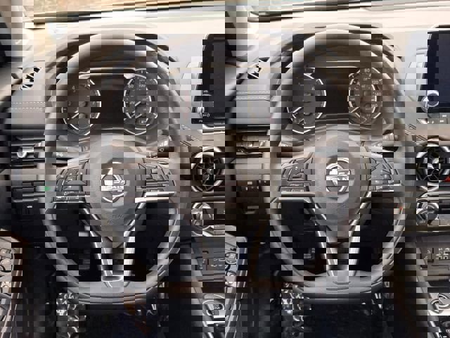 Used 2025 Nissan Sentra SV image 20