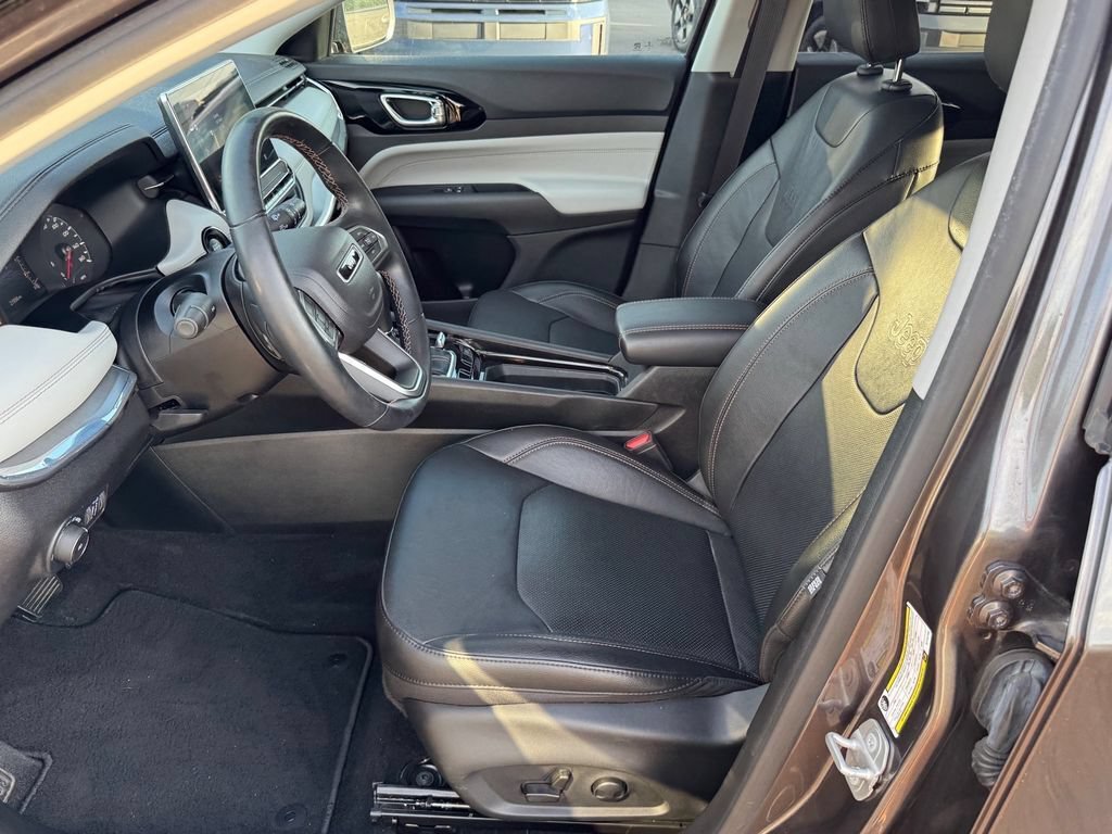 Used 2022 Jeep Compass Limited AWD/4WD image 5