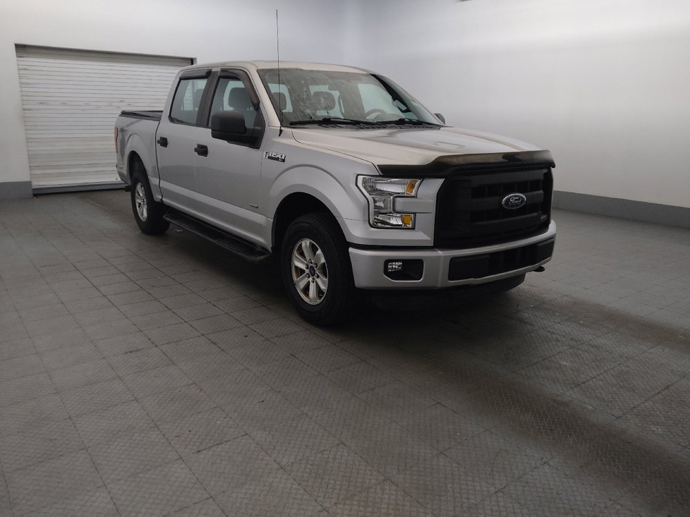 Used 2015 Ford F150 XL w/ Equipment Group 101A Mid AWD/4WD image 13