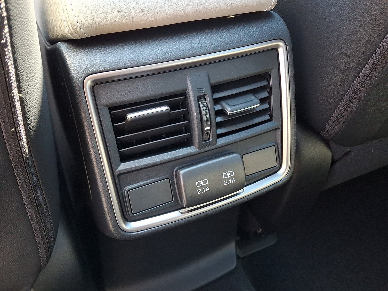 Certified 2023 Subaru Forester Limited AWD/4WD image 11