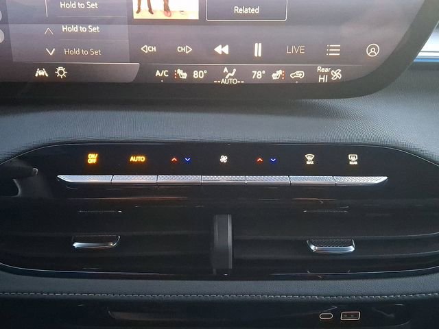 Used 2025 Buick Enclave Preferred image 17