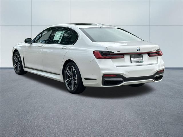 Used 2021 BMW 750i xDrive w/ Autobahn Package AWD/4WD image 9