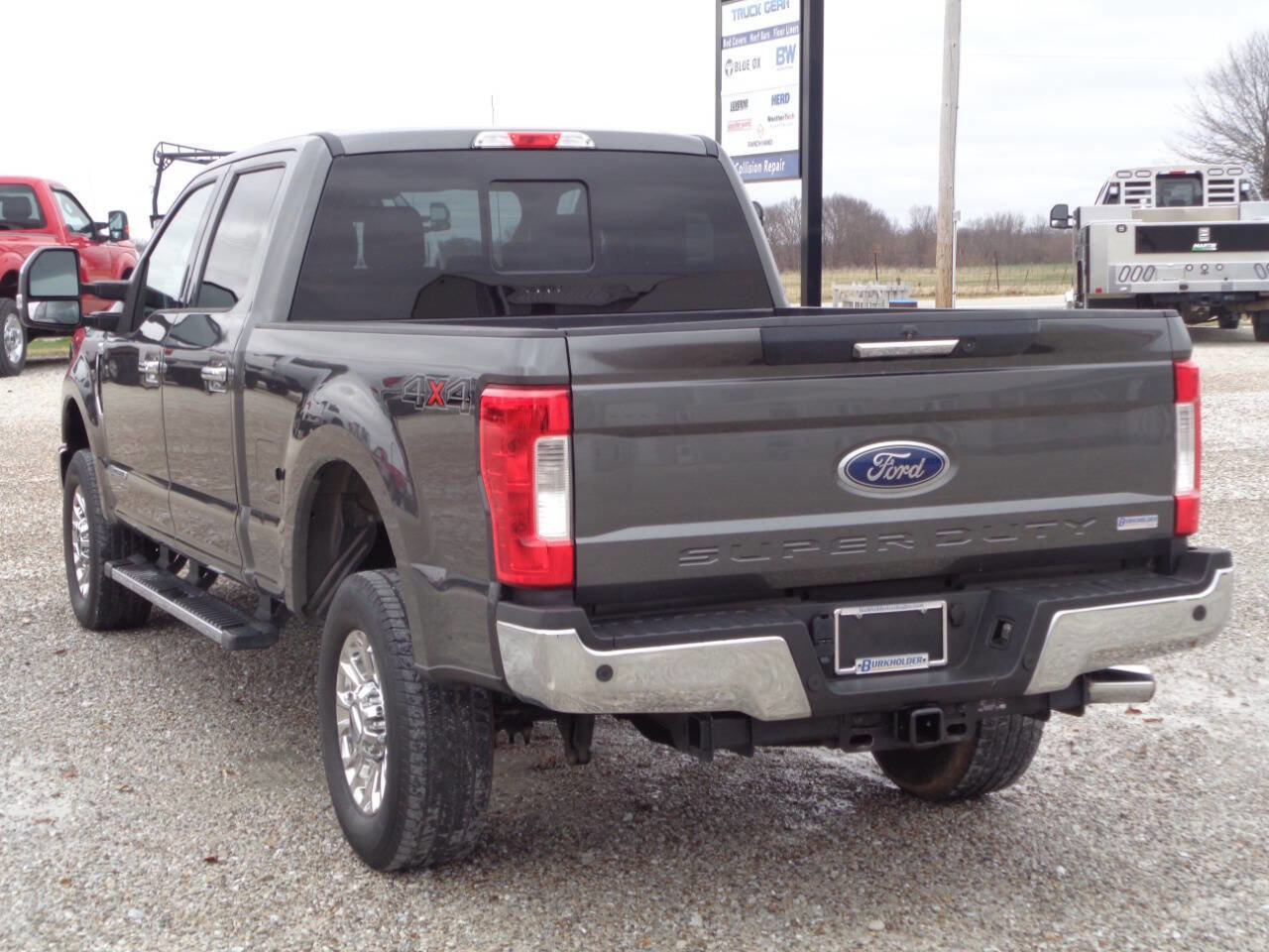 Used 2017 Ford F250 Lariat w/ Chrome Package image 8