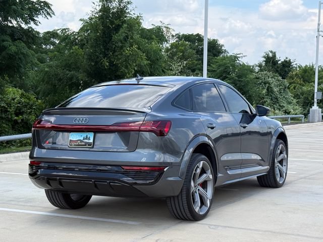 Used 2024 Audi SQ8 e-tron Prestige AWD/4WD image 4
