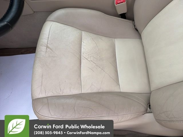 Used 2014 Toyota Camry XLE w/ Leather Package FWD image 25