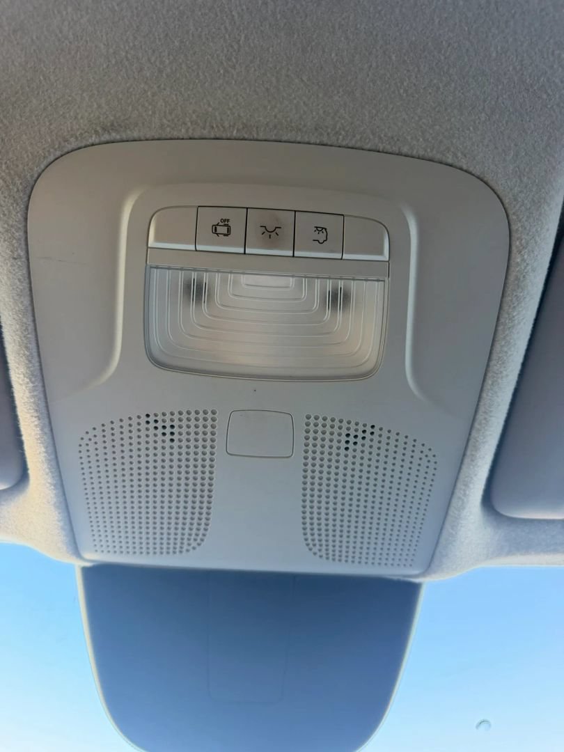 Used 2022 Mercedes-Benz Metris image 24