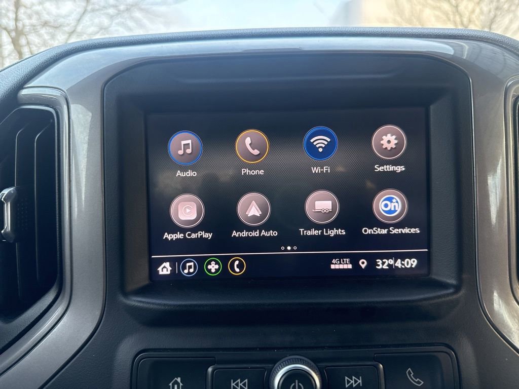 Used 2021 Chevrolet Silverado 2500 Custom w/ Custom Value Package image 17