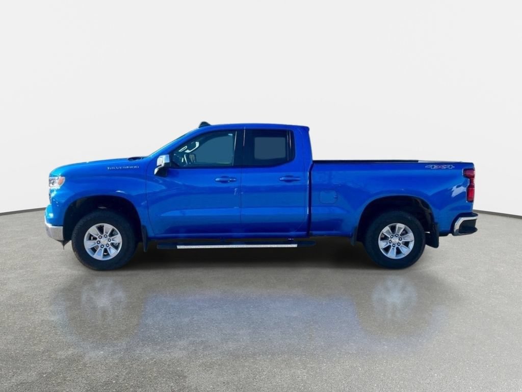 Used 2025 Chevrolet Silverado 1500 LT w/ Protection Package AWD/4WD image 2