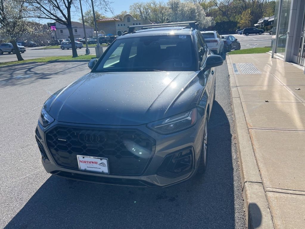 Used 2024 Audi Q5 e Premium Plus AWD/4WD image 46