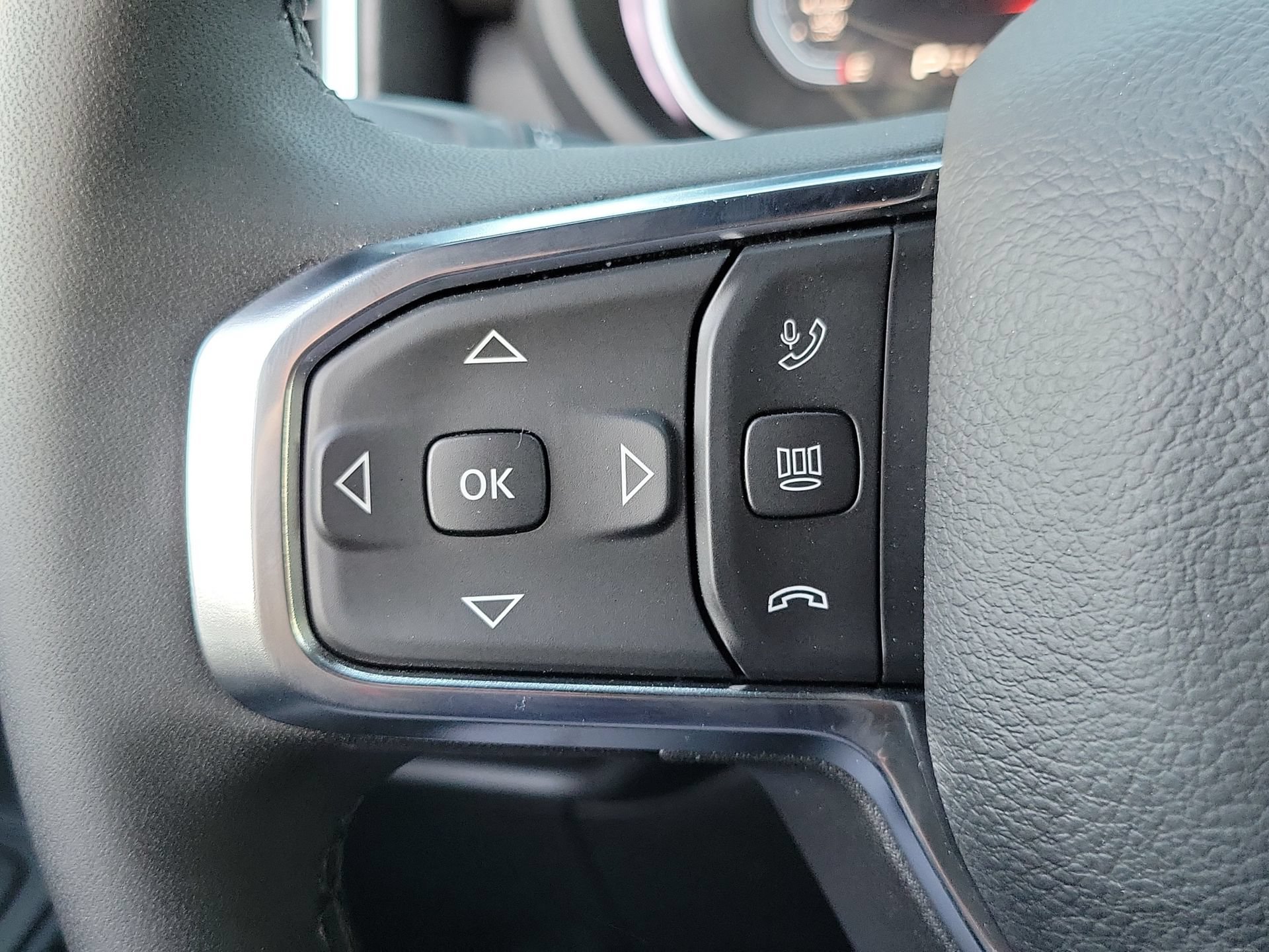 New 2026 RAM 2500 Laramie AWD/4WD image 5