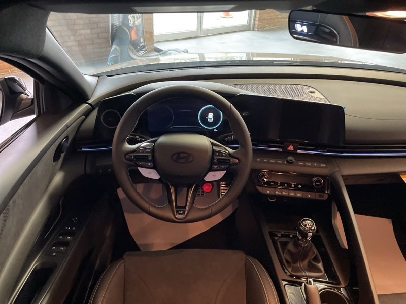 New 2025 Hyundai Elantra N image 27