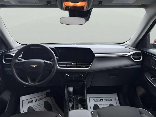 Used 2025 Chevrolet TrailBlazer LT AWD/4WD image 8