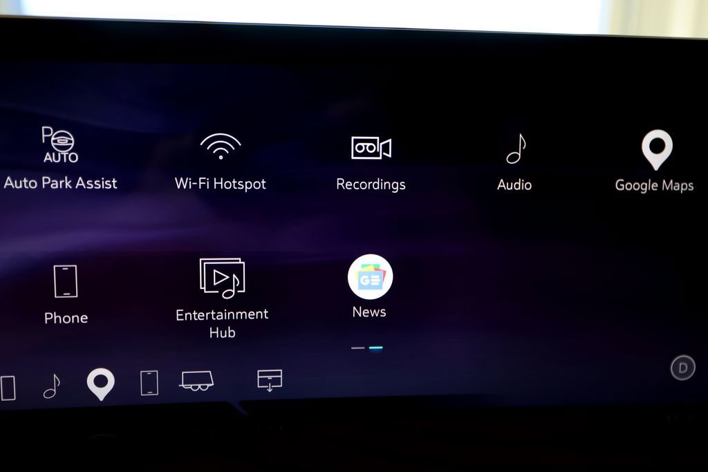 Used 2026 Cadillac Escalade Platinum Sport w/ LPO, Floor Liner Package image 37