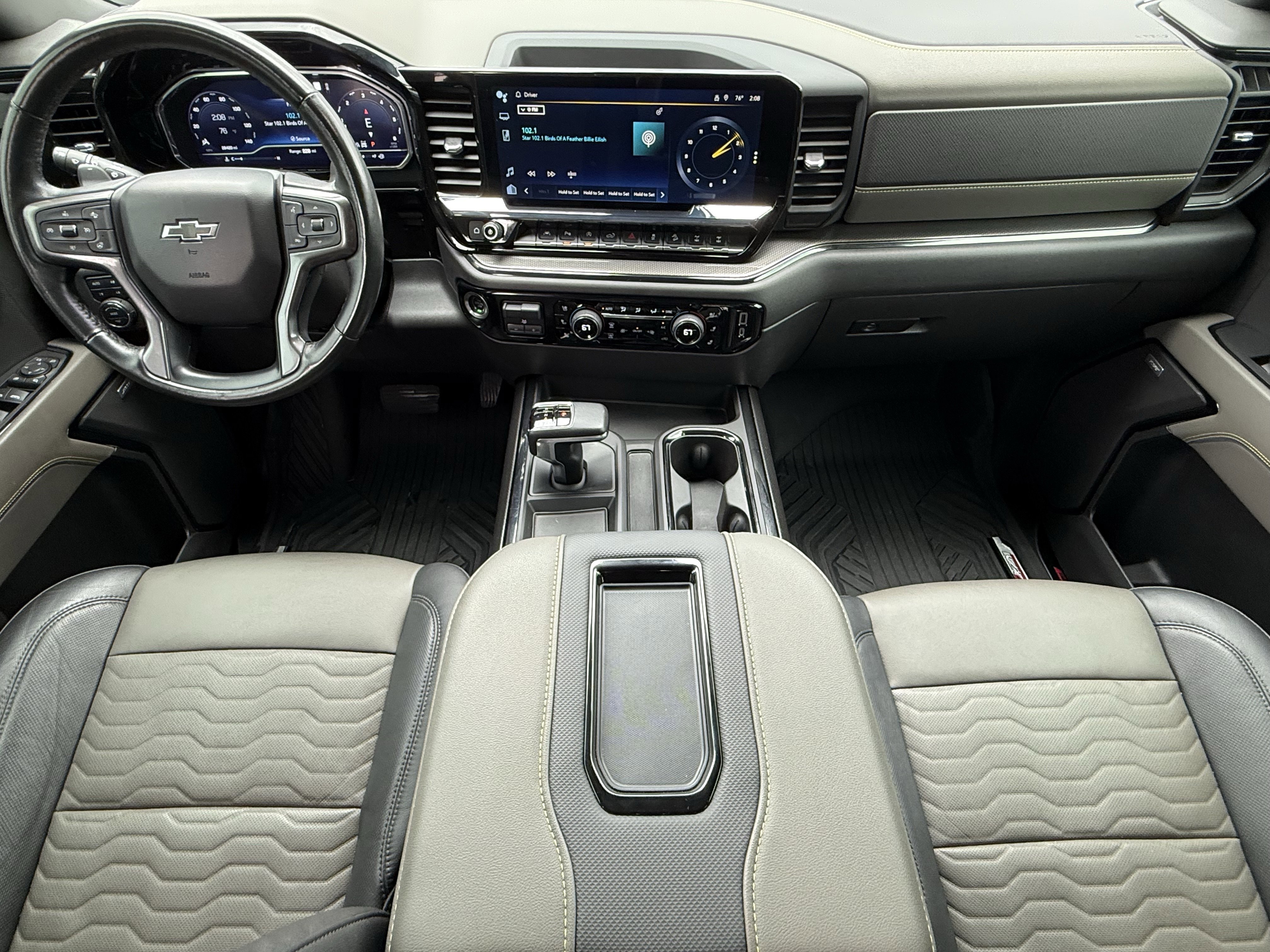 Used 2022 Chevrolet Silverado 1500 ZR2 w/ Technology Package image 18