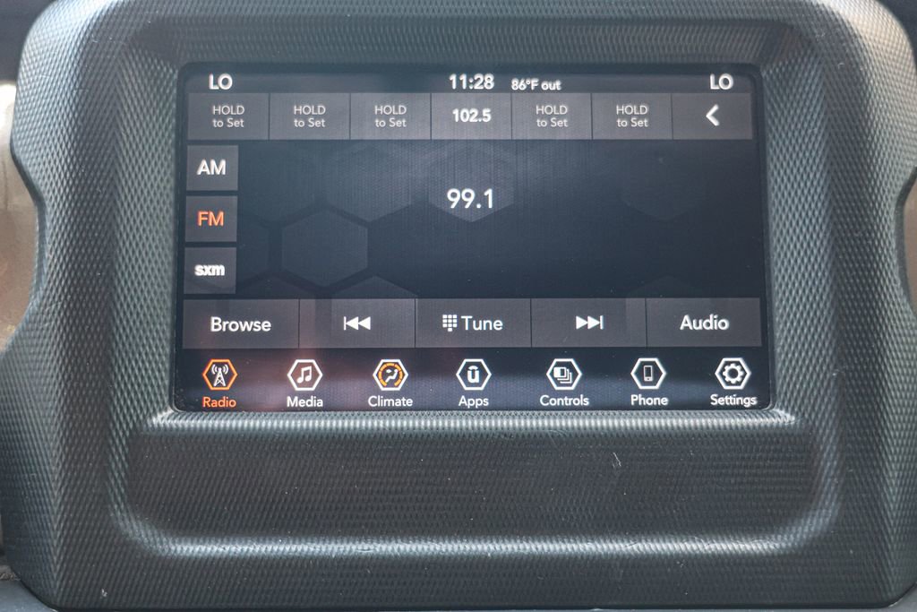 Used 2021 Jeep Wrangler Unlimited Sahara image 35