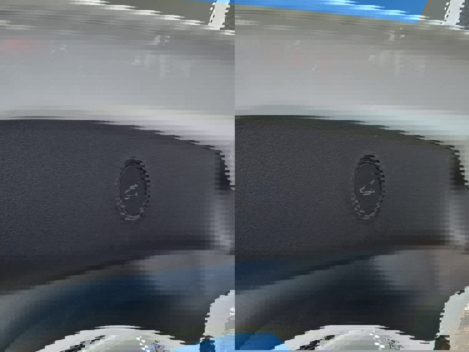 Used 2023 Tesla Model 3 Standard Range image 10