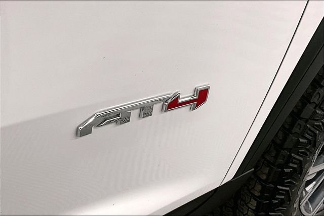 Used 2025 GMC Acadia AT4 w/ LPO, Floor Liner Package image 11