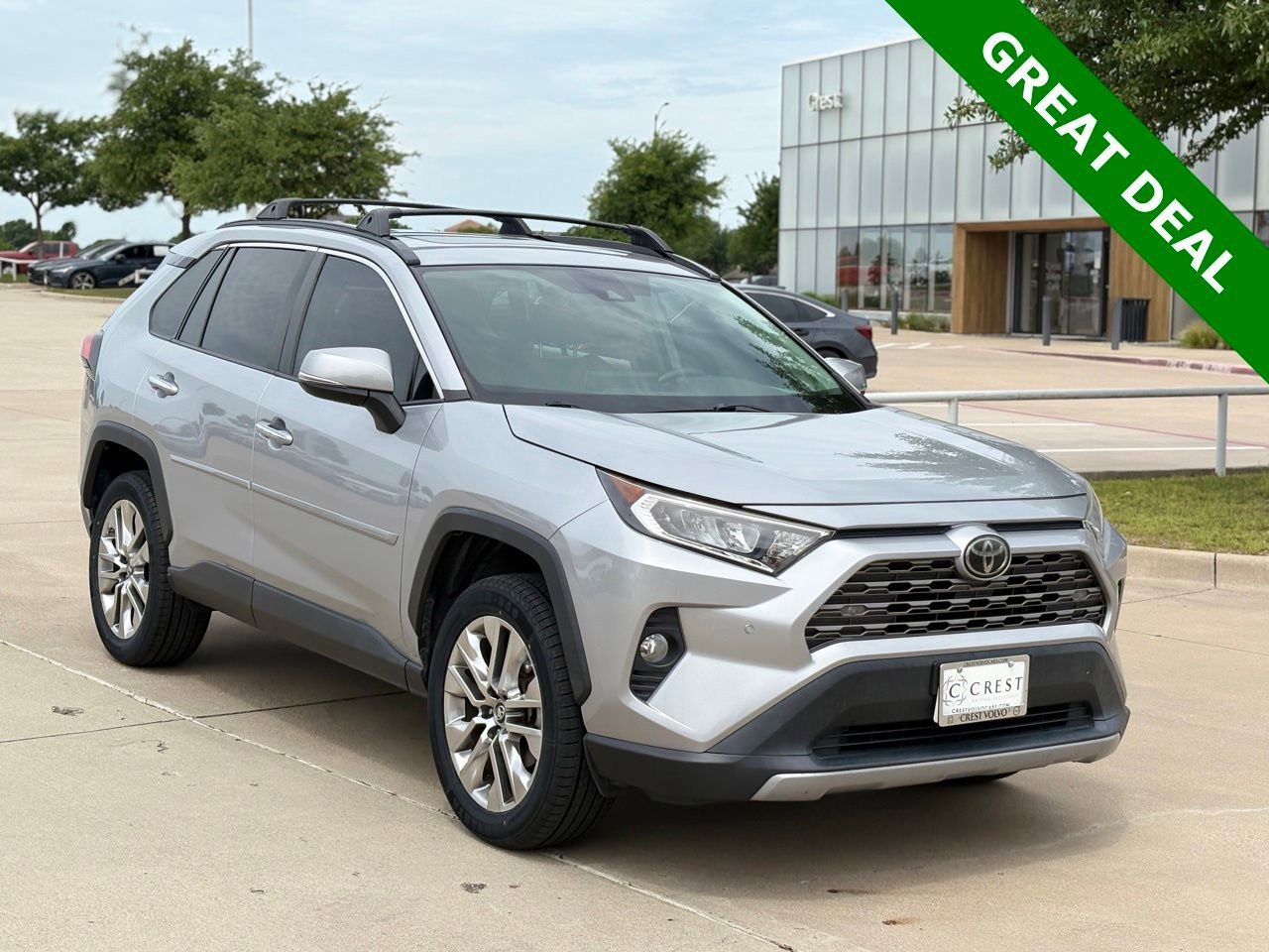 Used 2019 Toyota RAV4 Limited FWD image 5