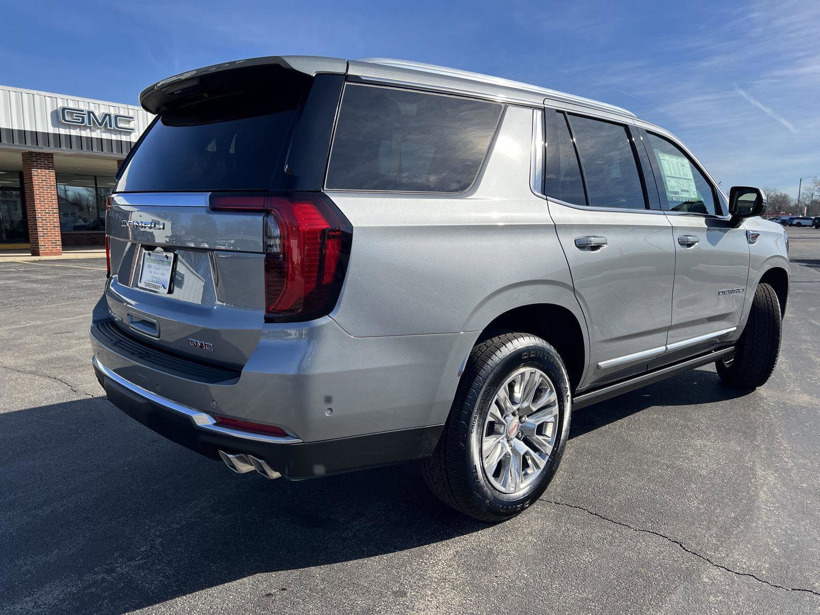 New 2026 GMC Yukon Denali w/ Sun & Power Step Package image 5