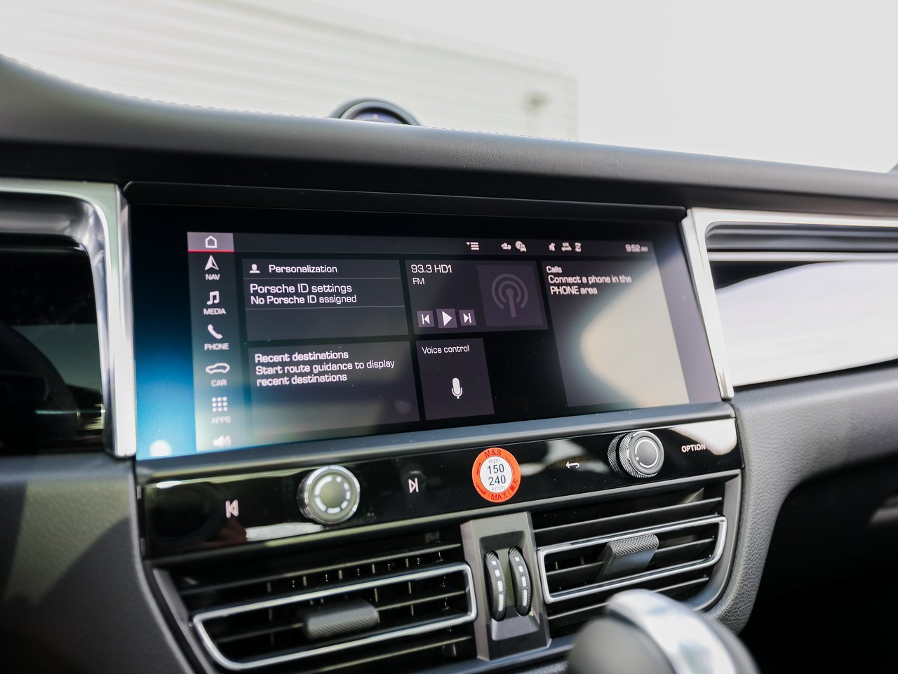 New 2026 Porsche Macan Turbo image 18