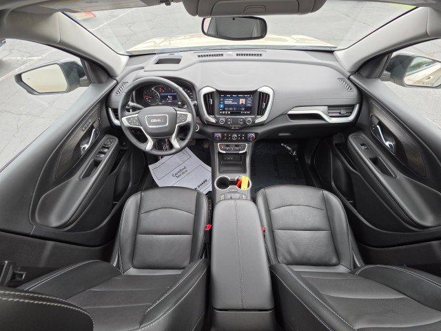Used 2023 GMC Terrain SLT w/ Tech Package AWD/4WD image 27