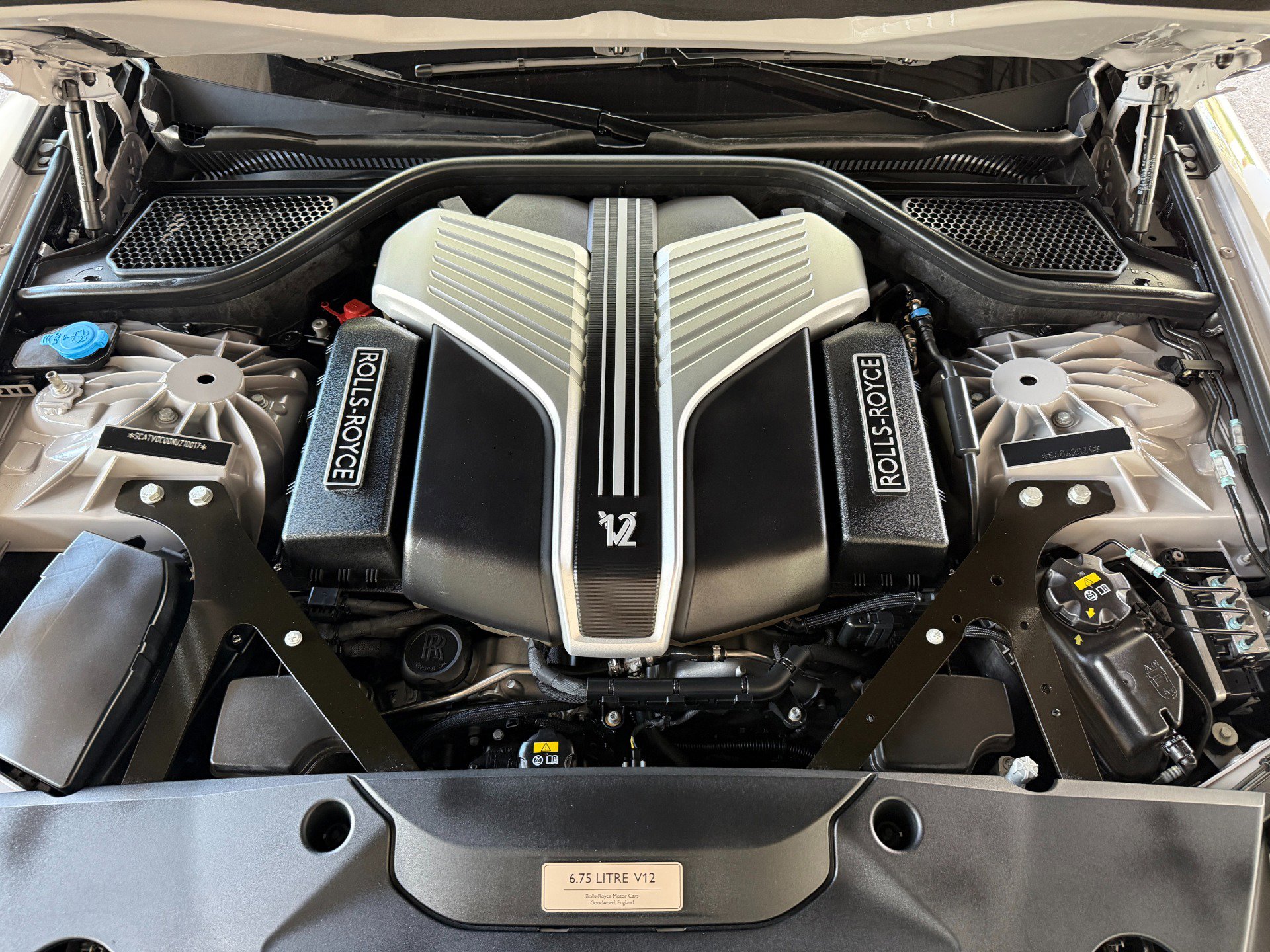 Used 2022 Rolls-Royce Ghost image 50
