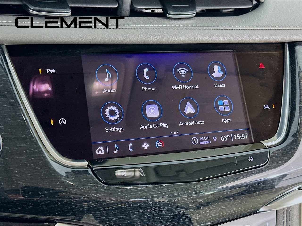 Used 2022 Cadillac XT6 Premium Luxury AWD/4WD image 19