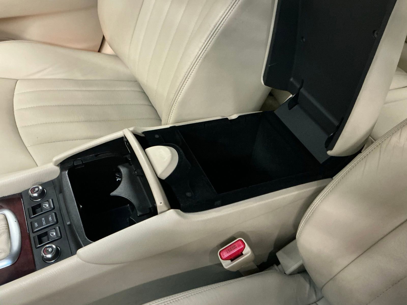 Used 2010 INFINITI EX35 Journey image 31