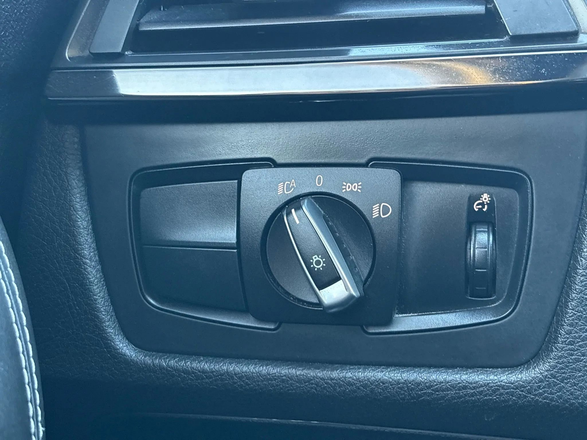 Used 2015 BMW M3 Sedan image 15