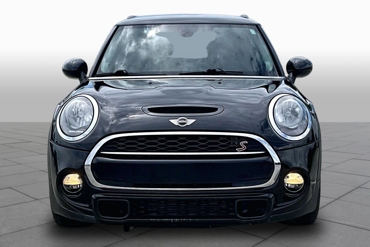 Used 2018 MINI Cooper S FWD image 3