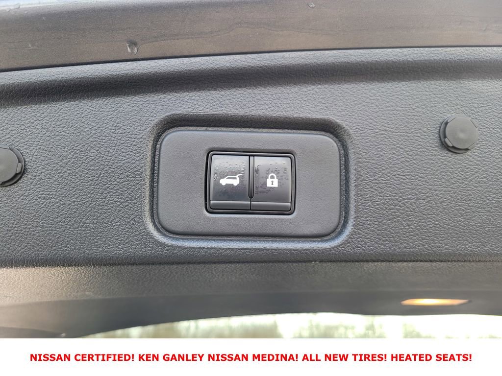 Certified 2025 Nissan Pathfinder SV image 49