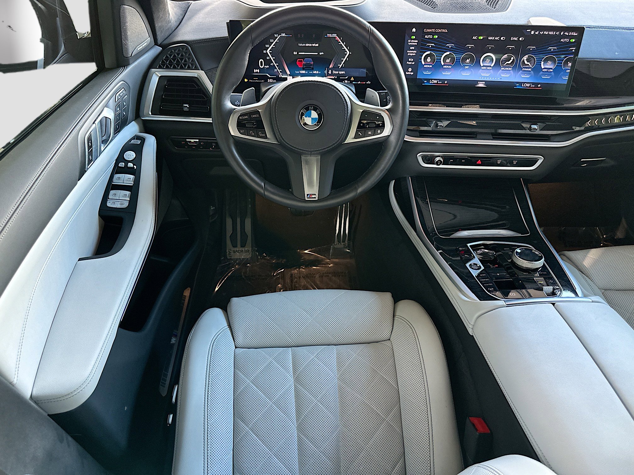 Certified 2023 BMW X7 xDrive40i w/ Executive Package image 24
